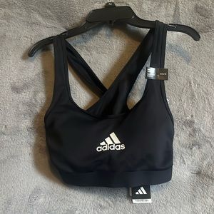 Adidas sports bra size medium nwt